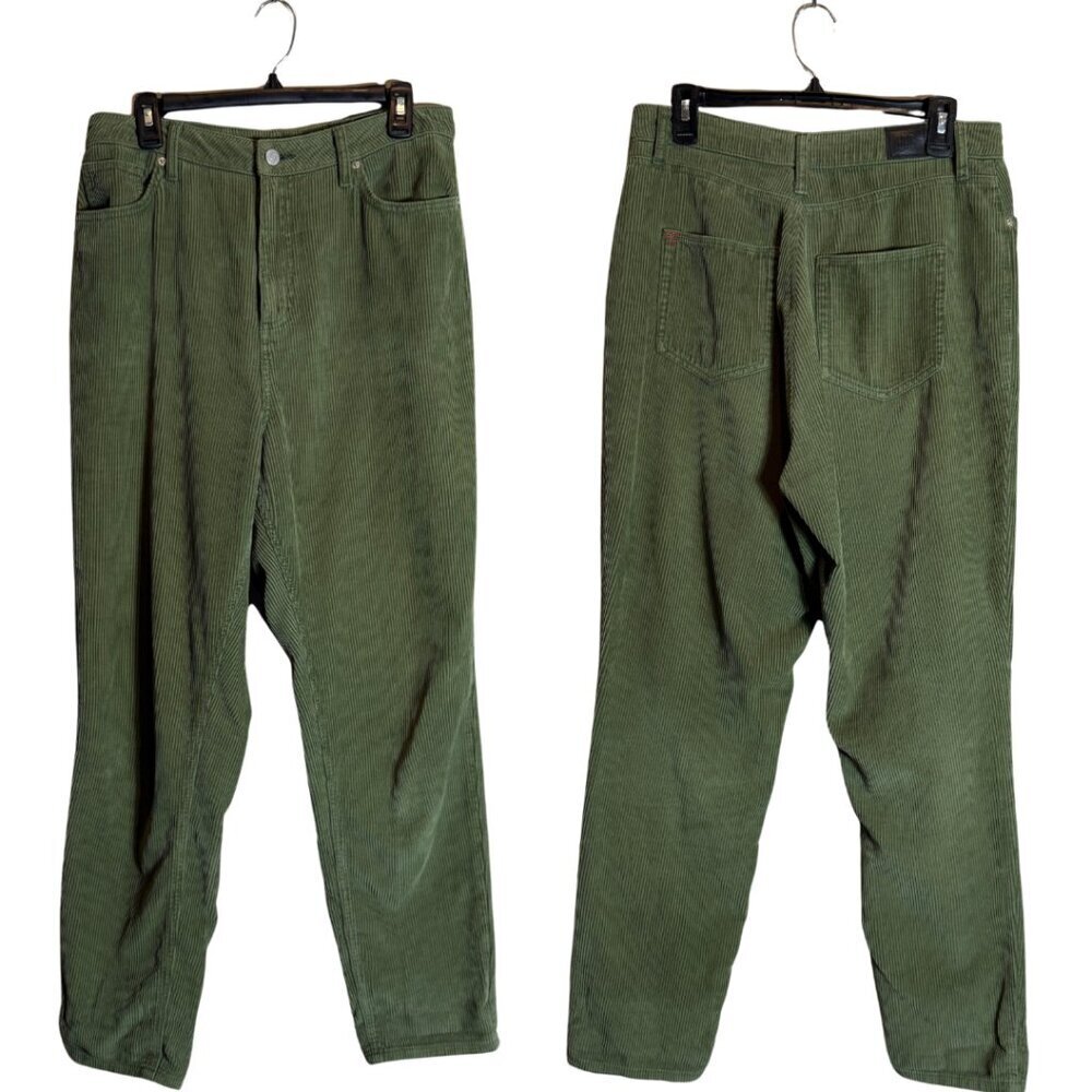 Urban Outfitters BDG Corduroy Mom Jeans Pants Womens 32 Green High Rise Festival